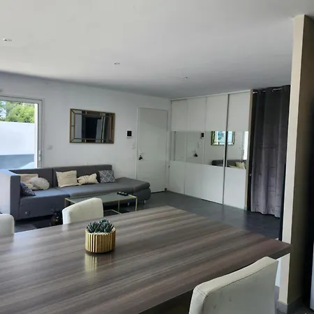 Pres Montpellier 4 Hotel Prades-le-Lez